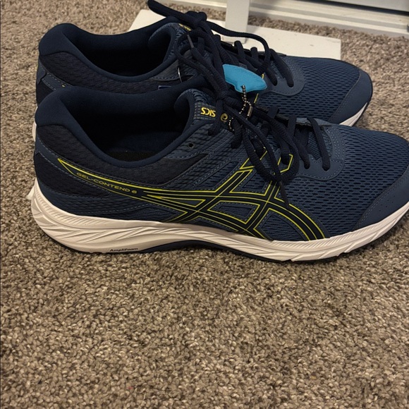 NWT ASICS Navy and Yellow Athletic Sneakers - Picture 4 of 9